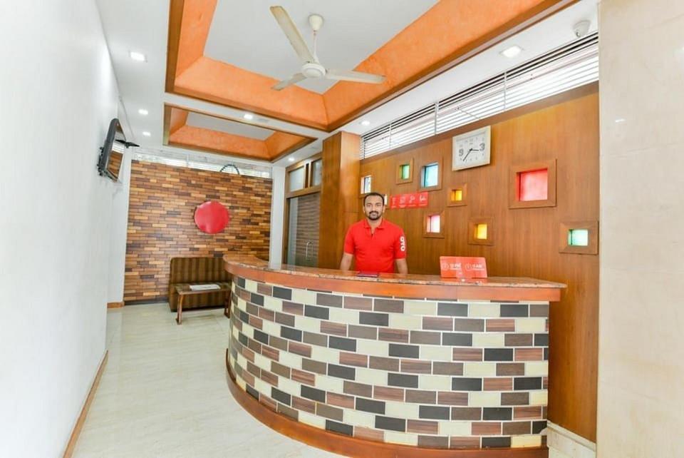 Malabar Plaza Inn Kochi Buitenkant foto